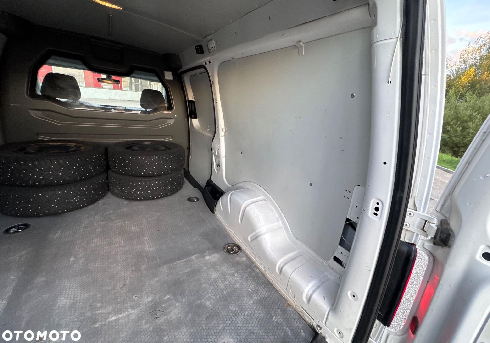 Volkswagen Caddy MAXI Long 2016r 2.0 TDI 102KM, - 15