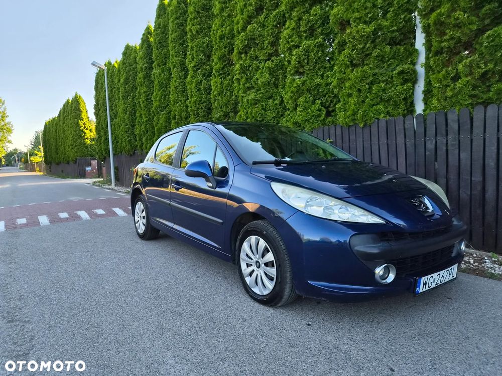 Peugeot 207 - 2