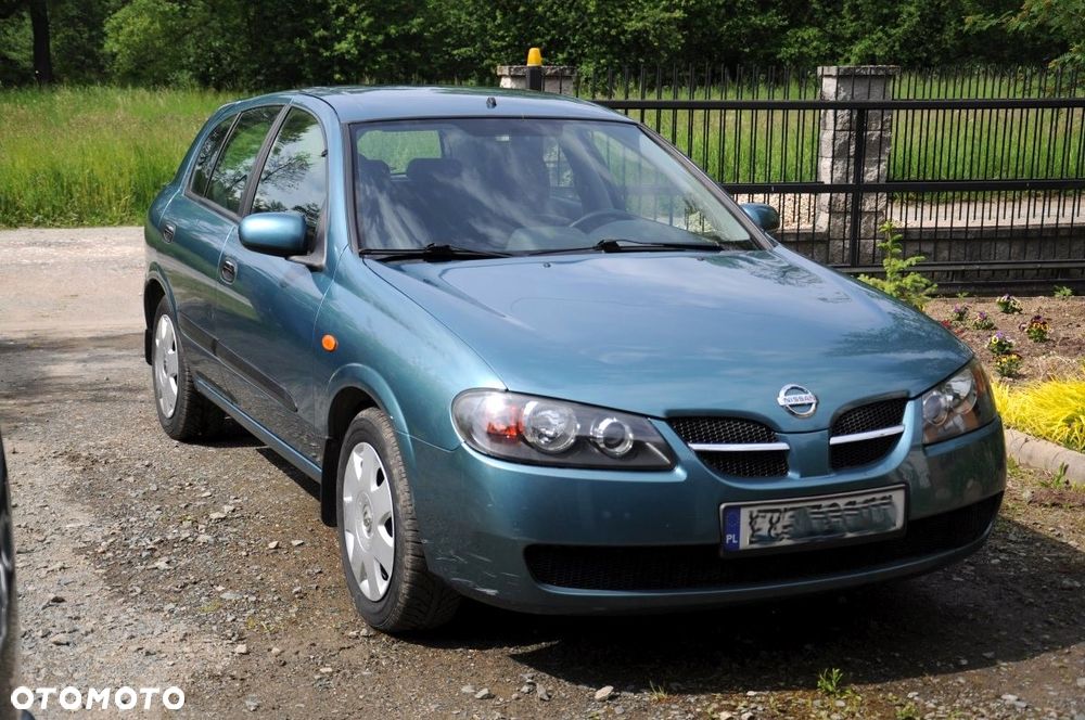 Nissan Almera 1.5 Visia + - 31