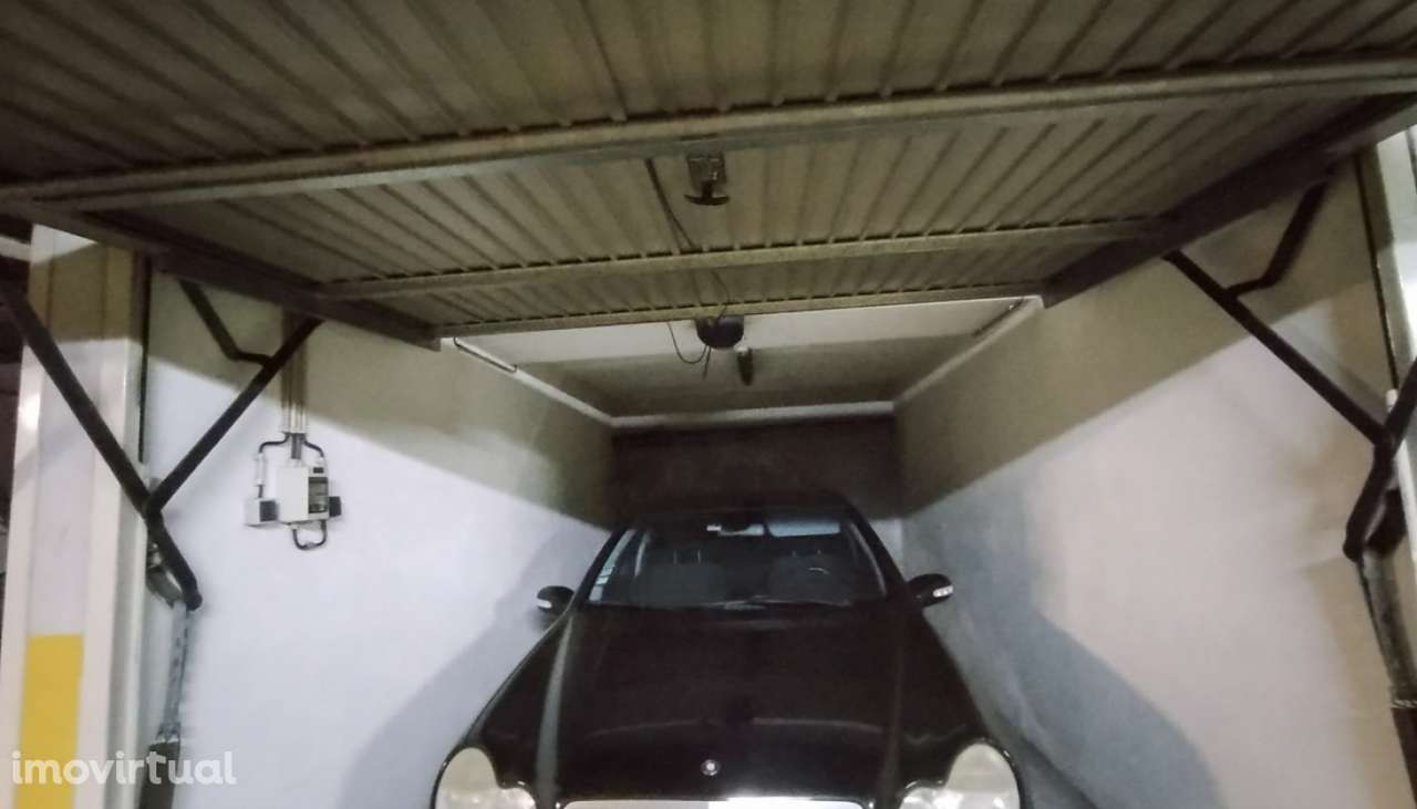 Venda de Garagem com cerca de 20 m2, Póvoa de Varzim - Grande imagem: 2/3