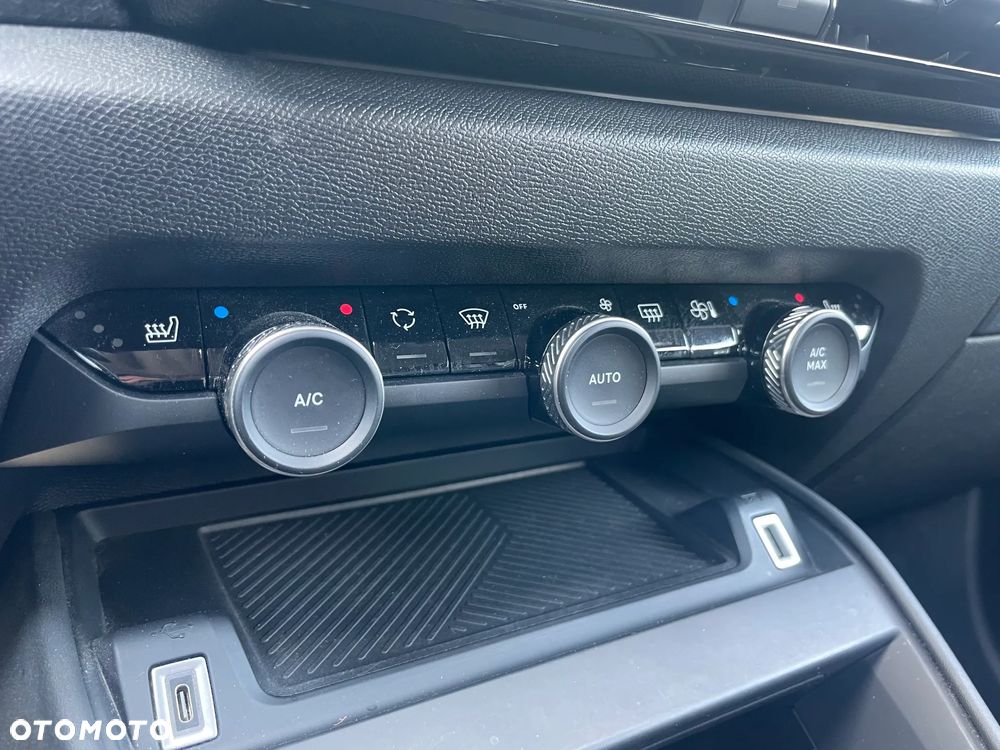 Citroën C4 1.2 PureTech Feel Pack S&S EAT8 - 20