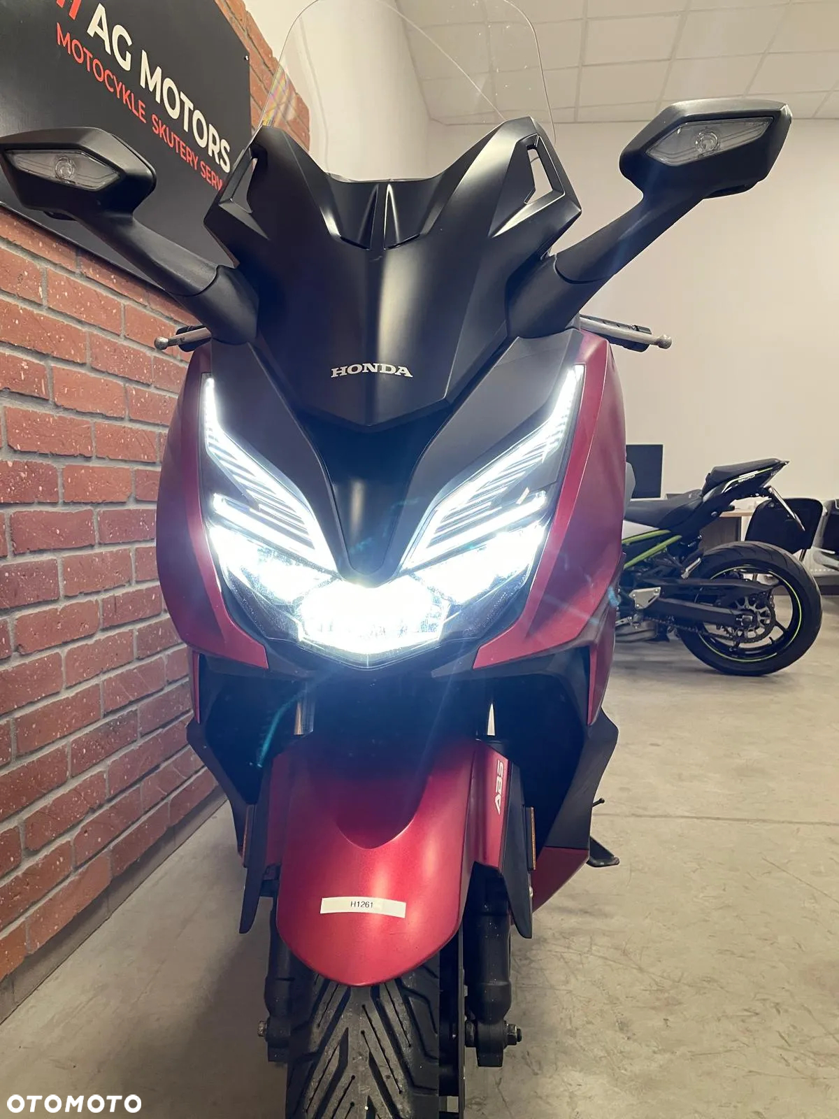 Honda NSS - 23