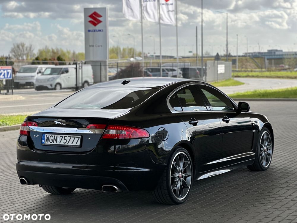 Jaguar XF 3.0 V6 S Premium Luxury - 4