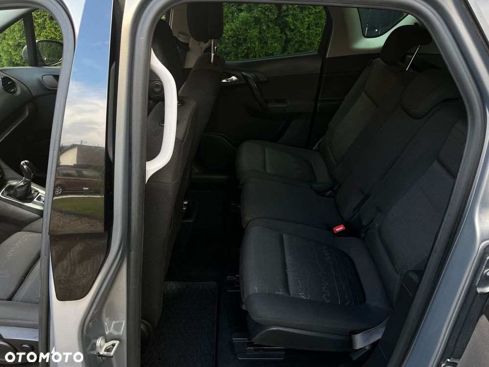 Opel Meriva - 11