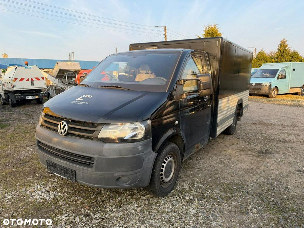 Volkswagen Transporter - 1