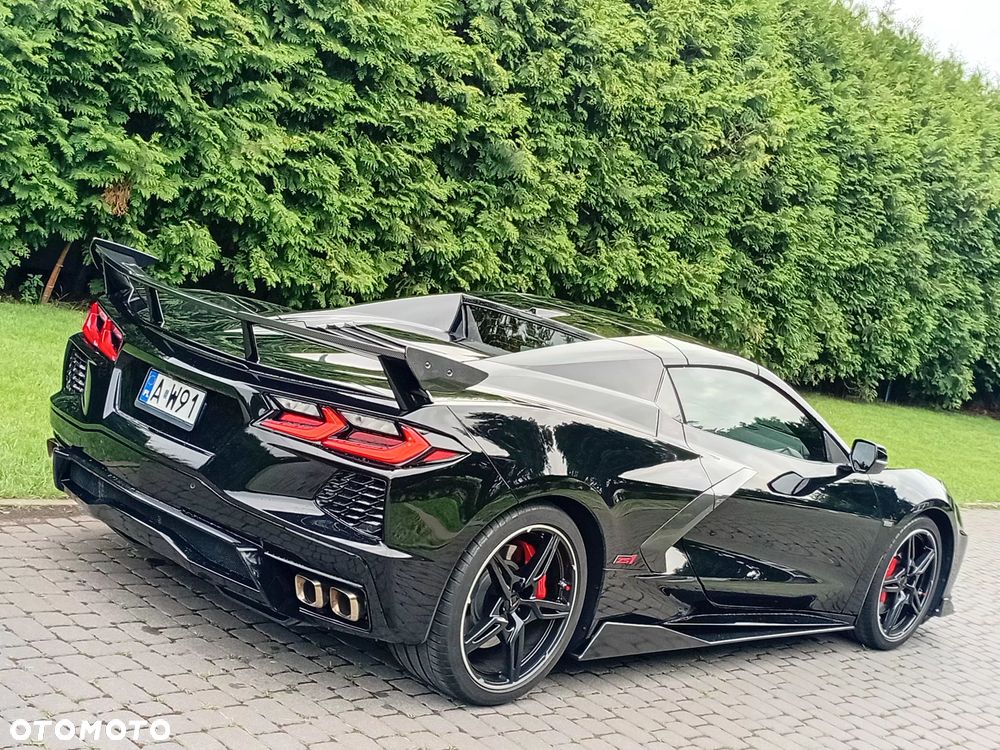 Chevrolet Corvette - 37