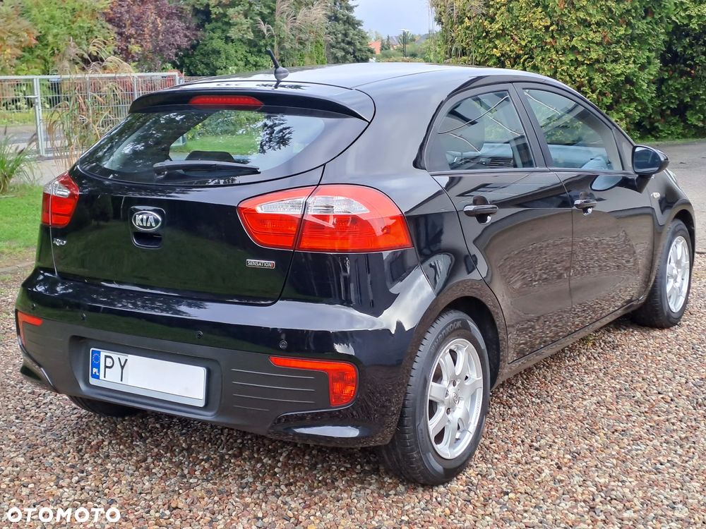 Kia Rio - 26
