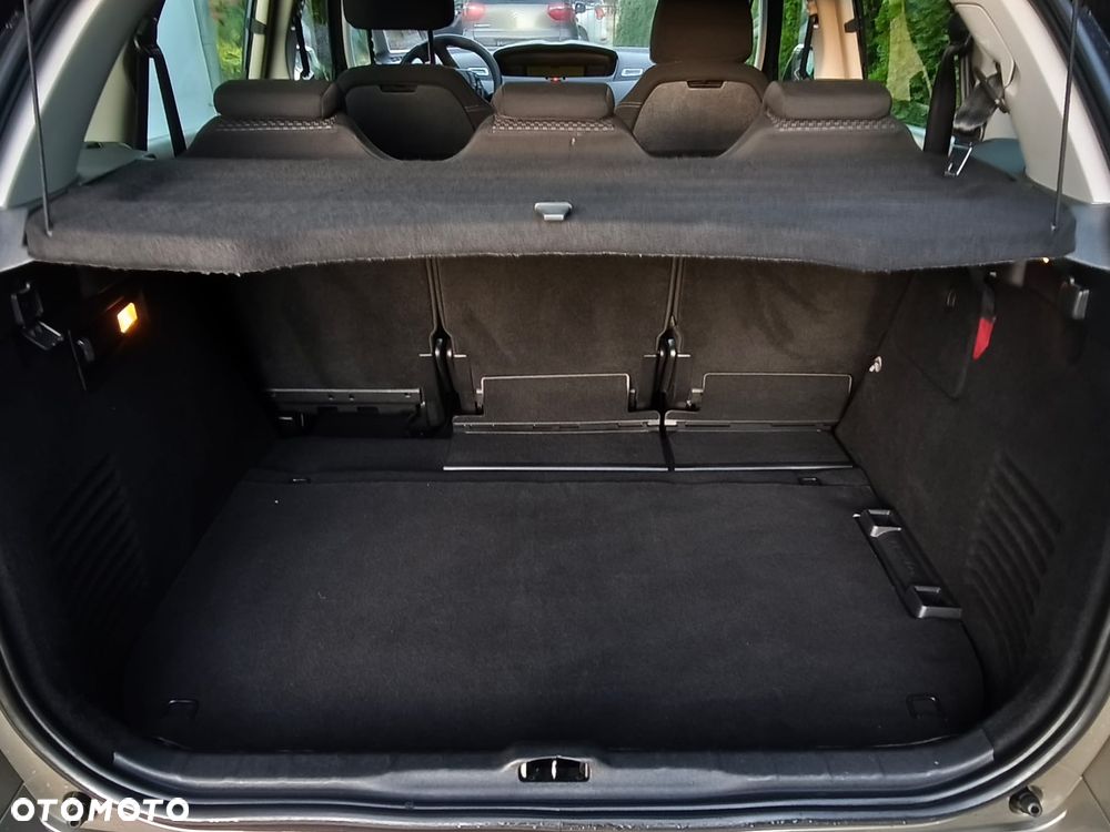 Citroën C4 Picasso - 12