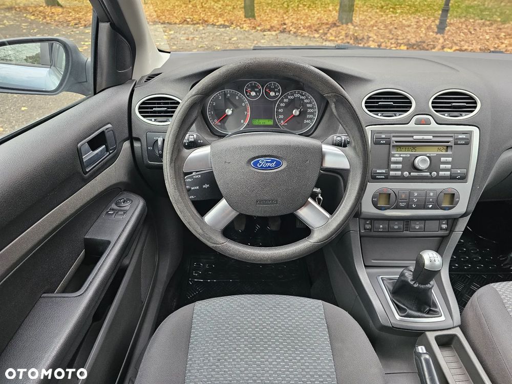 Ford Focus - 39