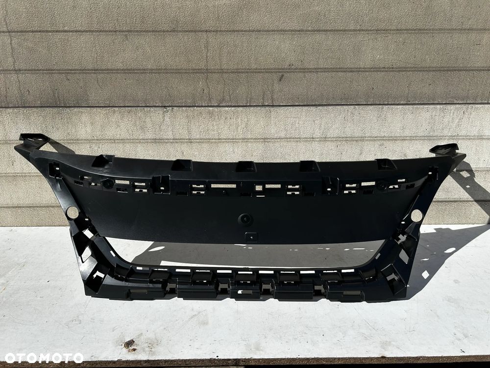 ATRAPA WZMOCNIENIE GRILL 9815317777 PEUGEOT 3008 II 5008 II