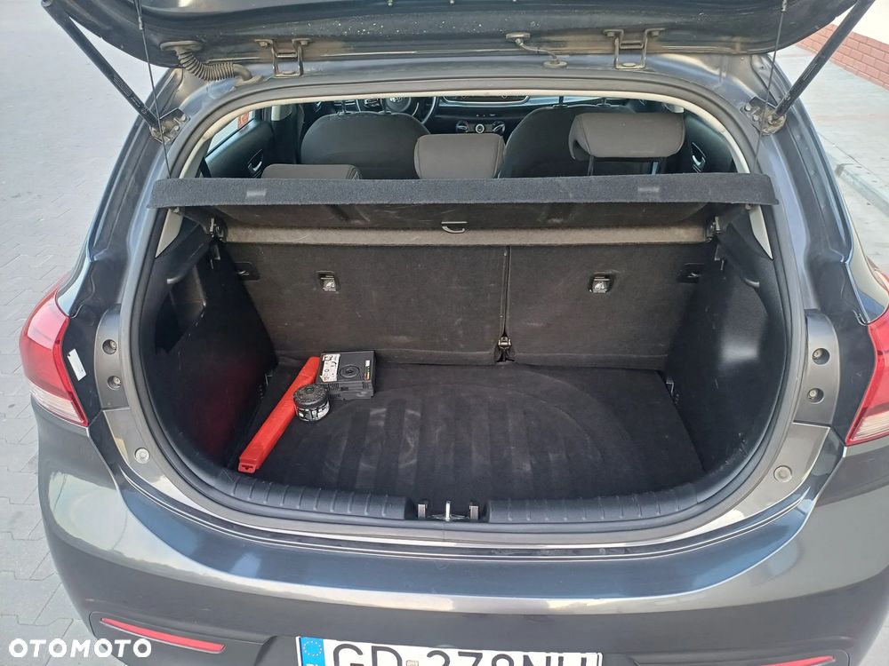 Kia Rio 1.2 Business Line - 35