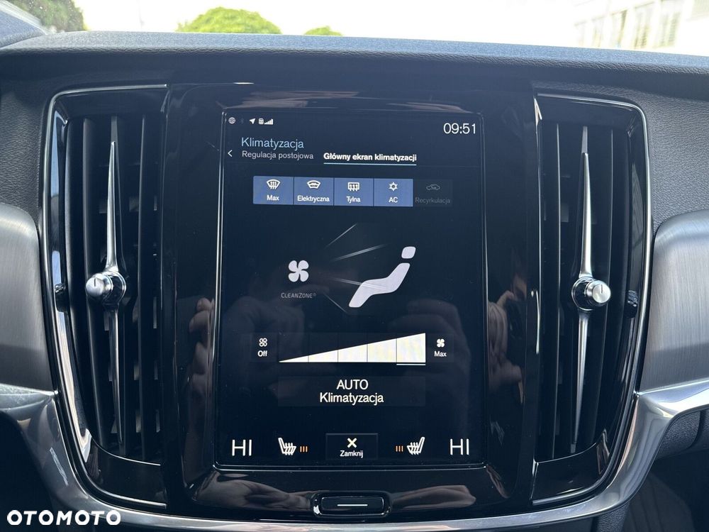 Volvo V90 Cross Country D5 AWD Pro - 25