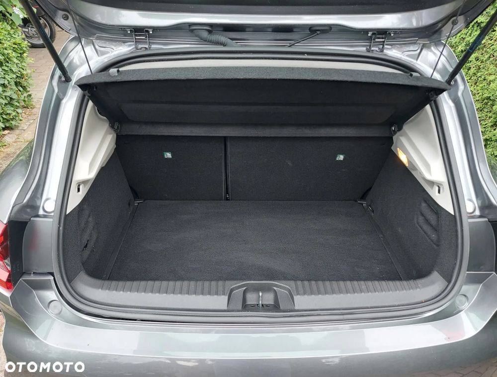 Renault Clio TCe 90 EVOLUTION - 13