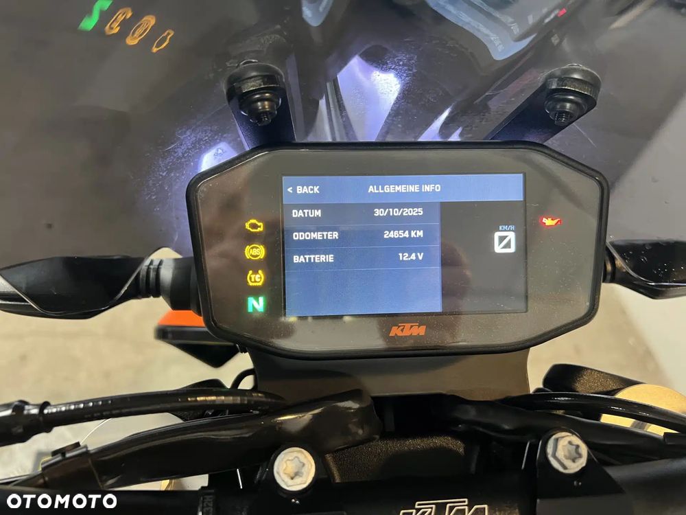 KTM Duke - 33