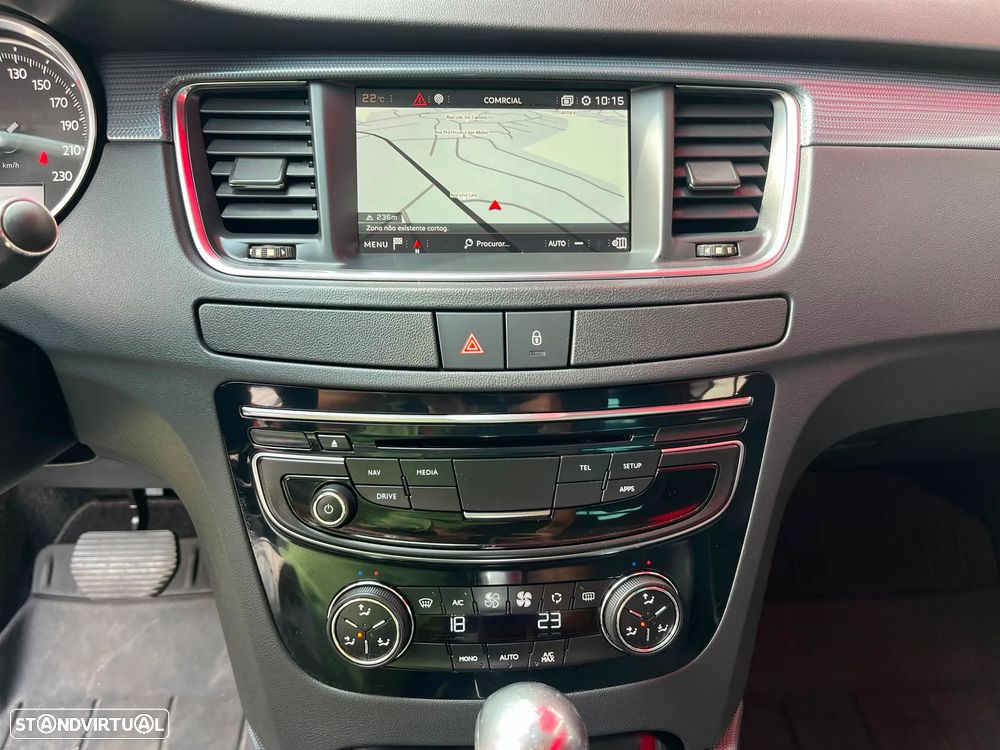 Peugeot 508 SW BlueHDi 180 EAT6 Stop&Start Allure - 23