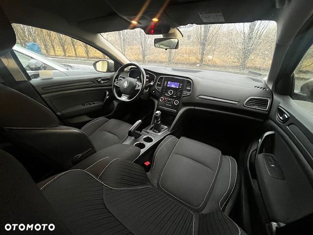 Renault Megane 1.5 dCi Business - 9