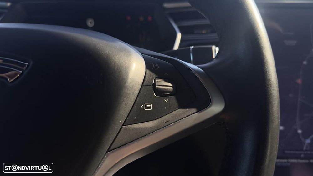 Tesla Model S 85D - 20