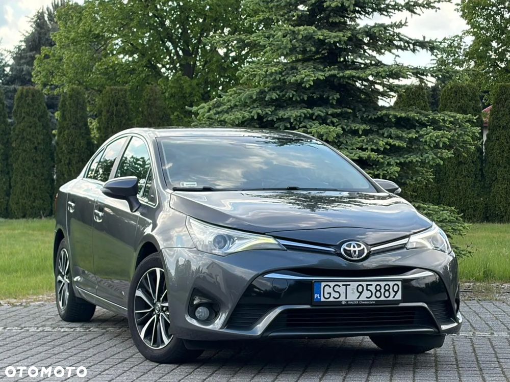 Toyota Avensis 2.0 D-4D Prestige - 3