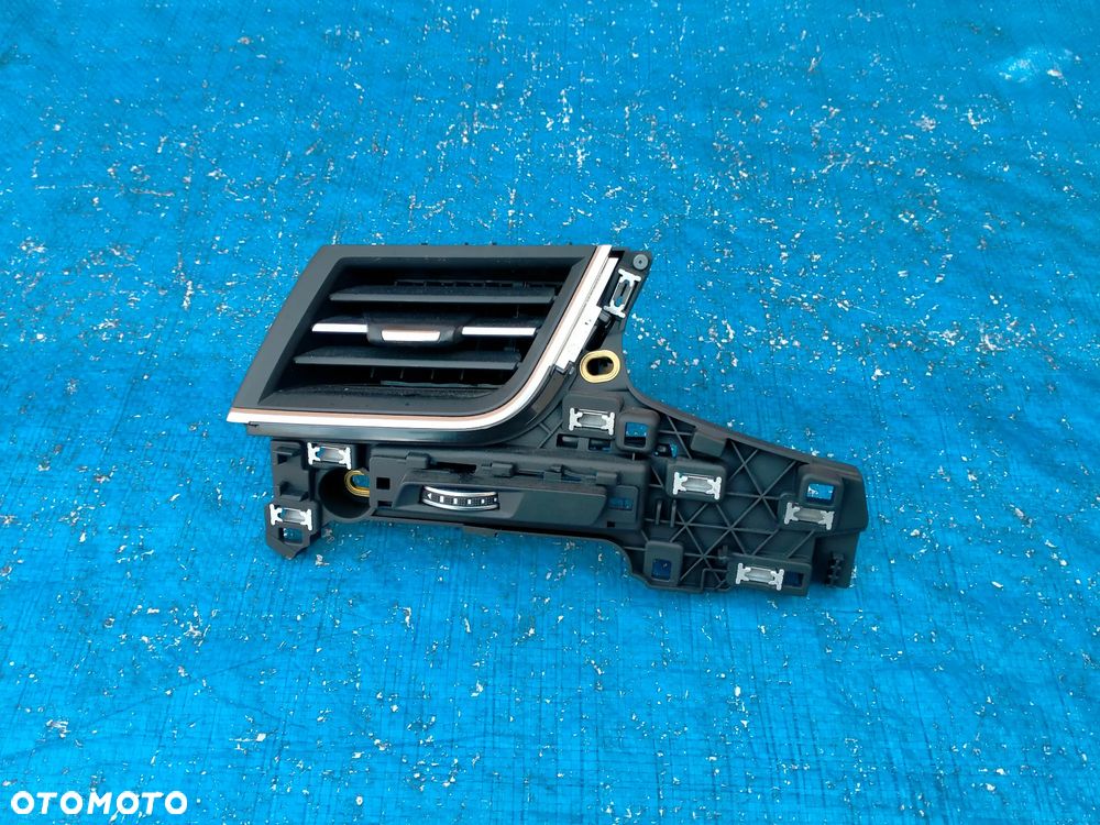 Audi Q7 SQ7 4M / 4M1820901 / Kratka Nawiewu Lewa Konsoli / Ambiente ORYGINAŁ - 1