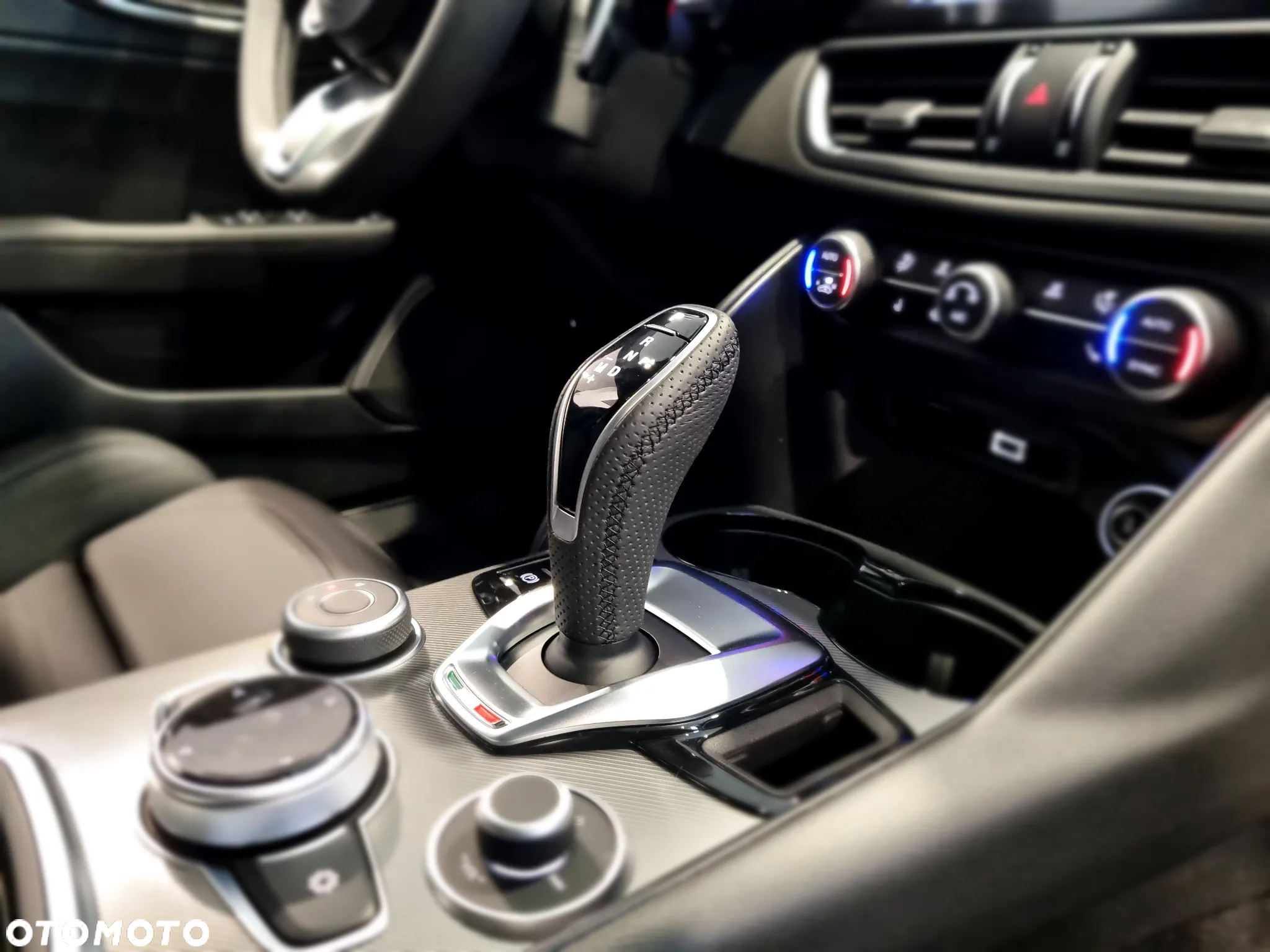 Alfa Romeo Giulia 2.0 Turbo Veloce Q4 - 19
