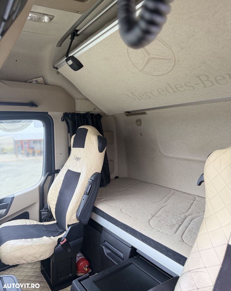 Mercedes-Benz Actros MP4 - 6