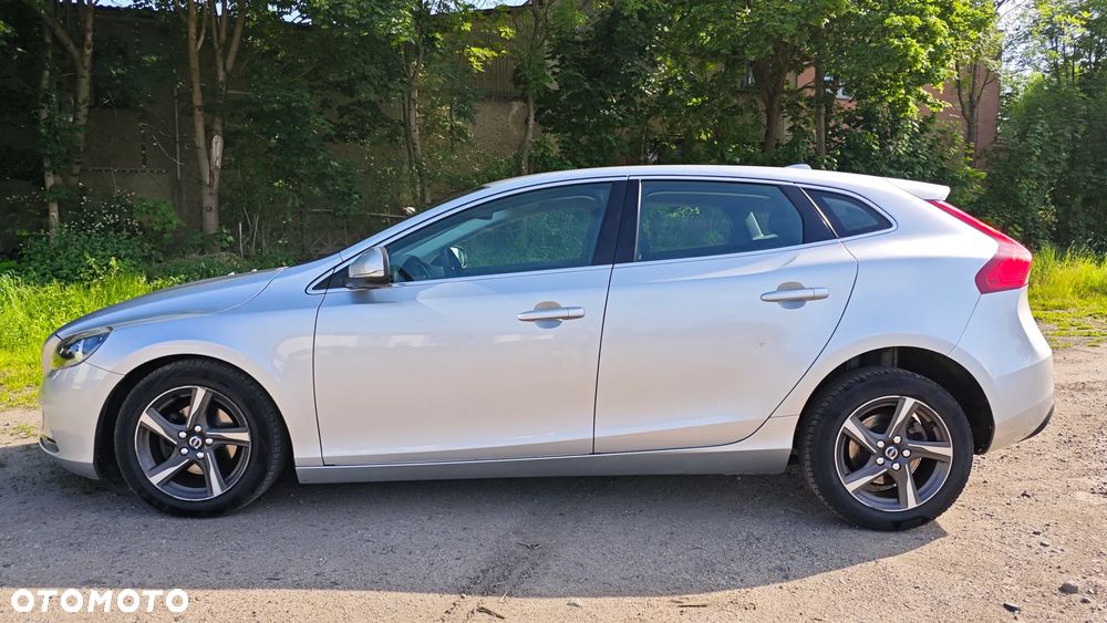Volvo V40 D2 - 15