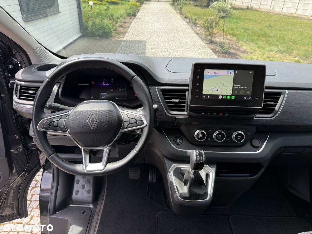 Renault Trafic - 15