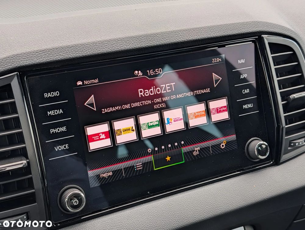 Skoda Karoq 1.5 TSI ACT Sportline DSG - 33