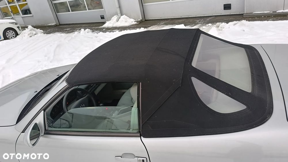 Mercedes-Benz SL - 10