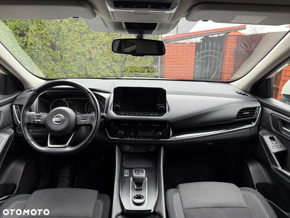 Nissan Qashqai 1.3 DIG-T N-Connecta DCT - 12