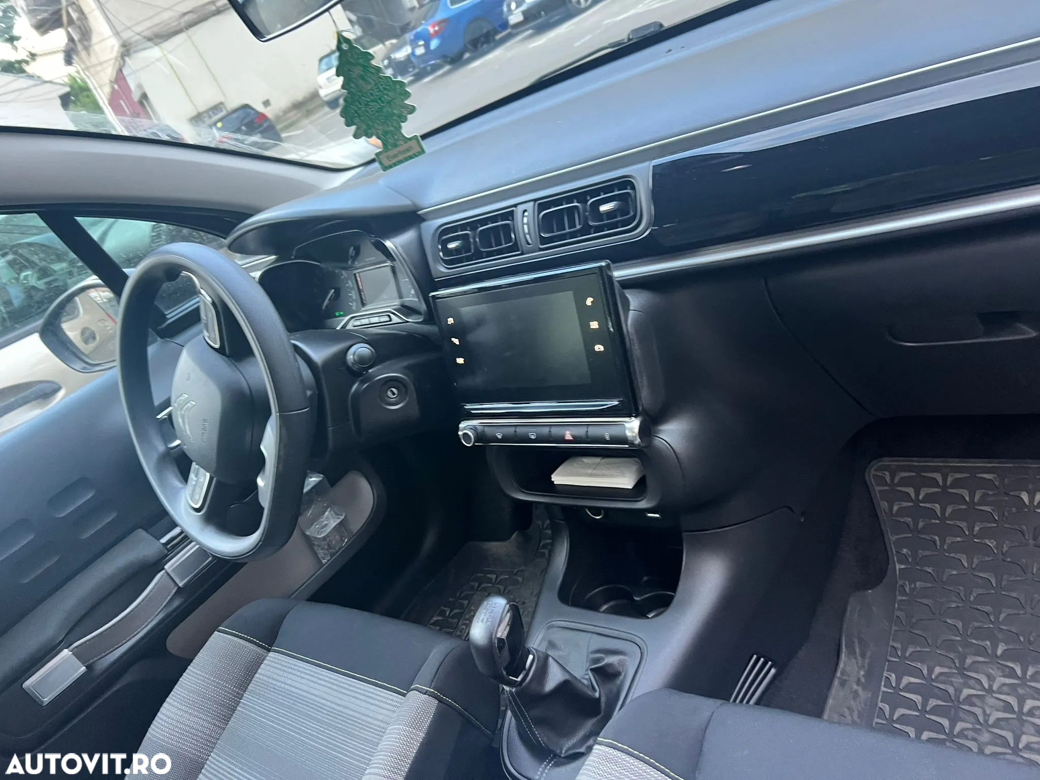 Citroën C3 BlueHDi 100 S&S PLUS - 13