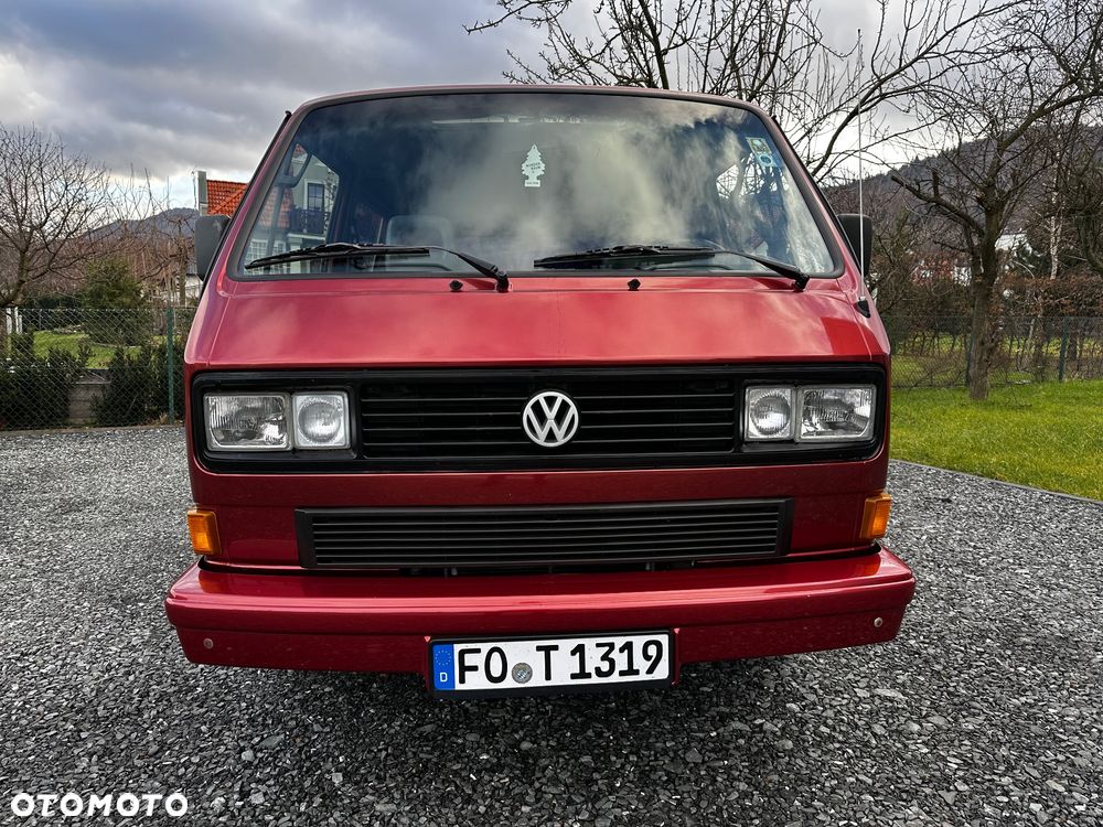 Volkswagen Multivan - 10