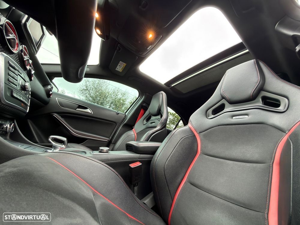 Mercedes-Benz A 45 AMG 4Matic Speedshift 7G-DCT Edition 1 - 32