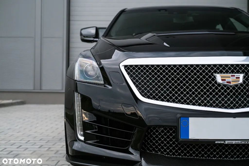 Cadillac CTS - 1