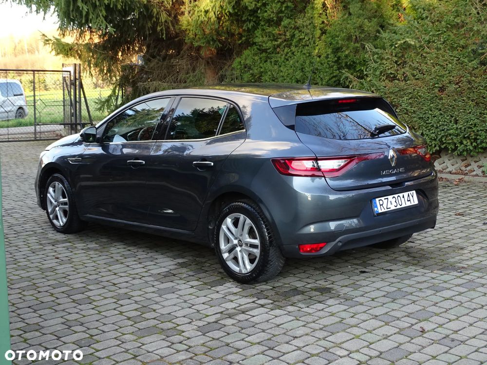Renault Megane 1.3 TCe FAP Limited EDC - 21