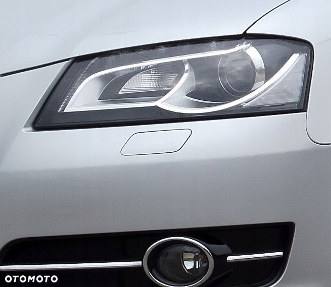 Zaślepka spryskiwacza lampy AUDI A3 P8 L / P KOLOR - 1
