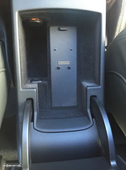 Audi A4 Avant 2.0 TDI - 11