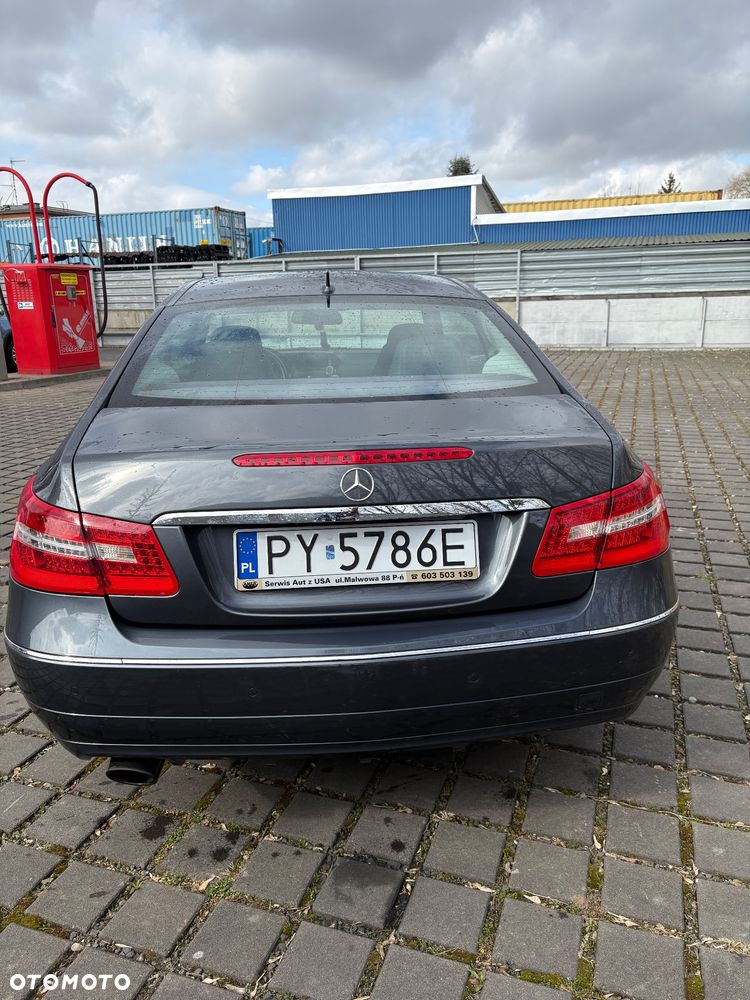 Mercedes-Benz Klasa E 200 BlueEFFICIENCY 7G-TRONIC Avantgarde - 4