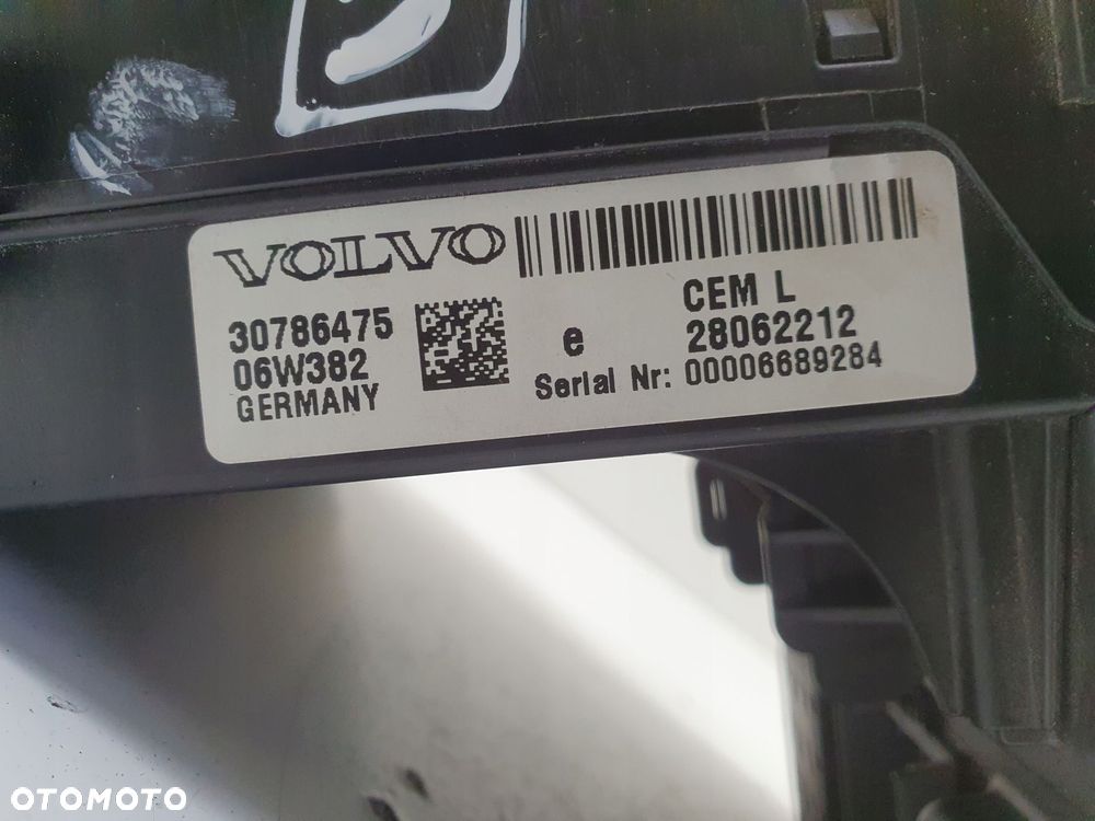 Volvo S60 I lift 2.4D MODUŁ BSI CEM komfortu skrzynka 30786475 28062212 - 2