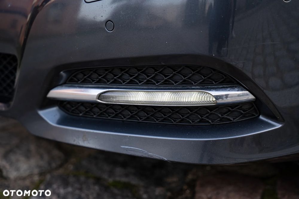 Mercedes-Benz Klasa E 220 CDI BlueEff Avantgarde - 20