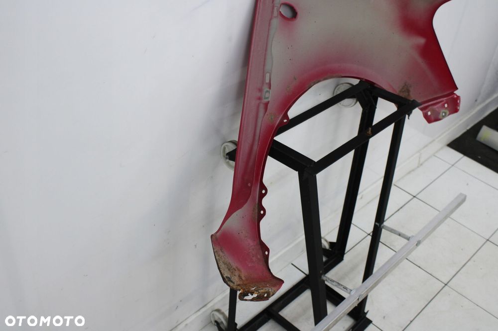 SUZUKI SPLASH 08R- BŁOTNIK LEWY PRZÓD PRZEDNI ZCF - 10