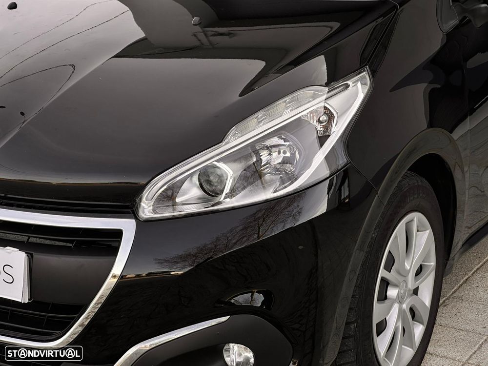 Peugeot 208 PureTech 82 Active - 12