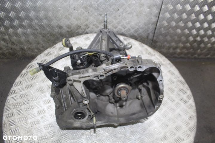 SKRZYNIA BIEGÓW 5 BIEGOWA CLIO III 1.2 JH3128 - 5