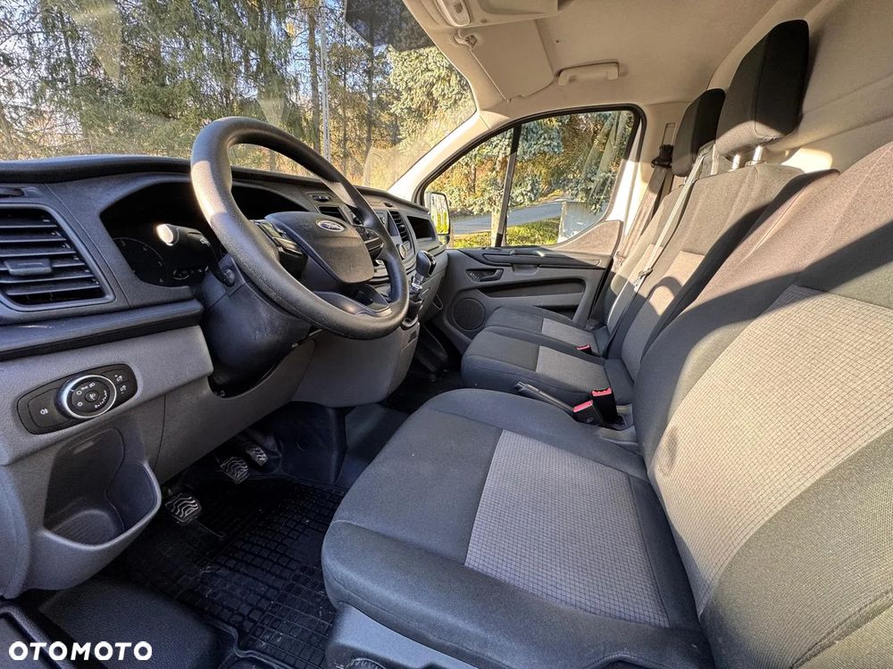 Ford Transit Custom - 12