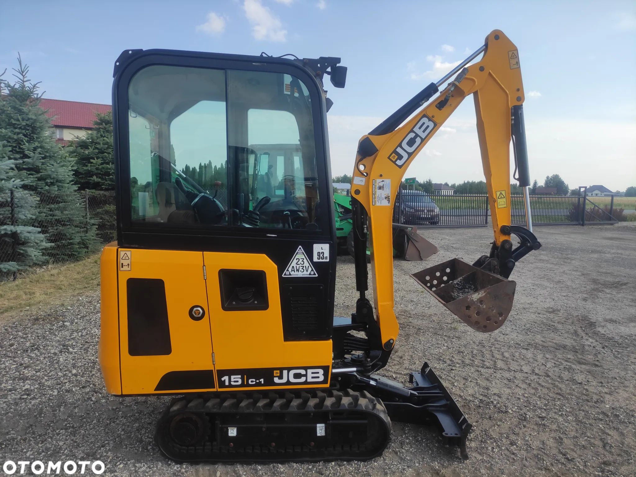 JCB JCB 15 C-1 ,  maszyna demonstracyjna 220mtg jak nowa nowa 2019r - 6