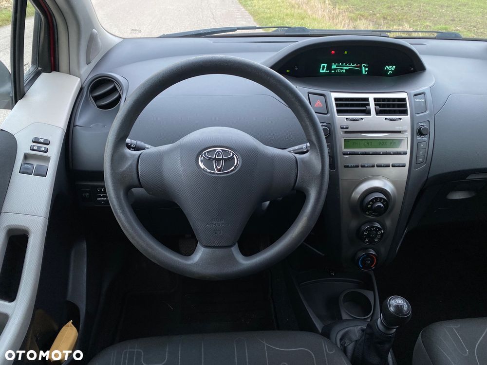 Toyota Yaris 1.33 Luna - 20