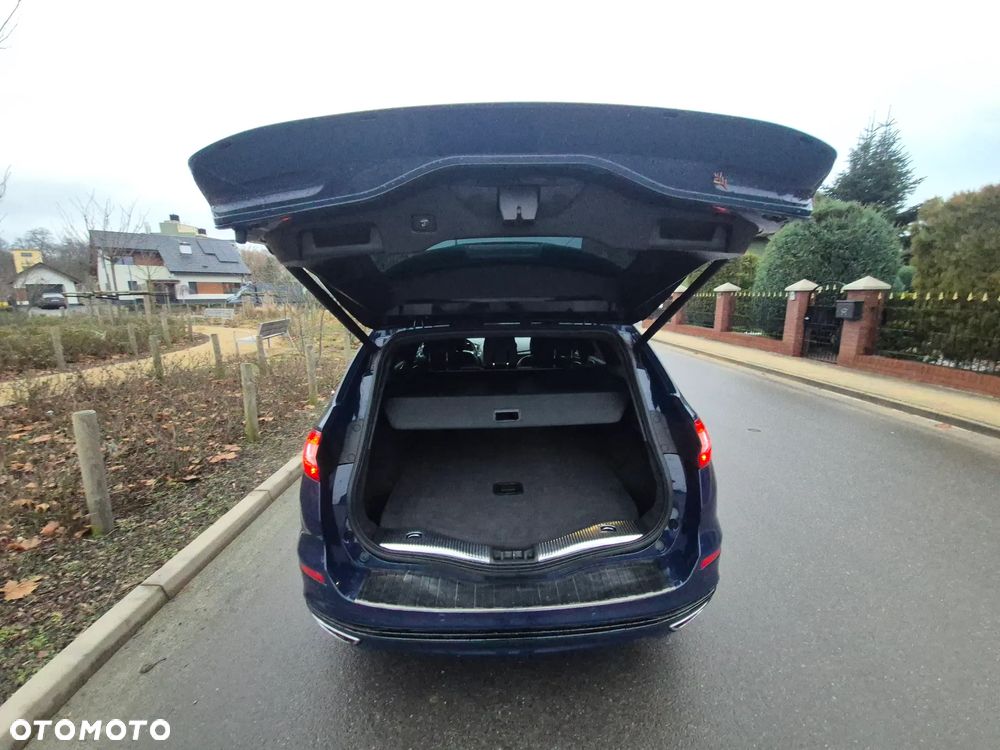 Ford Mondeo 2.0 EcoBoost STart-Stopp Autom ST-Line - 21