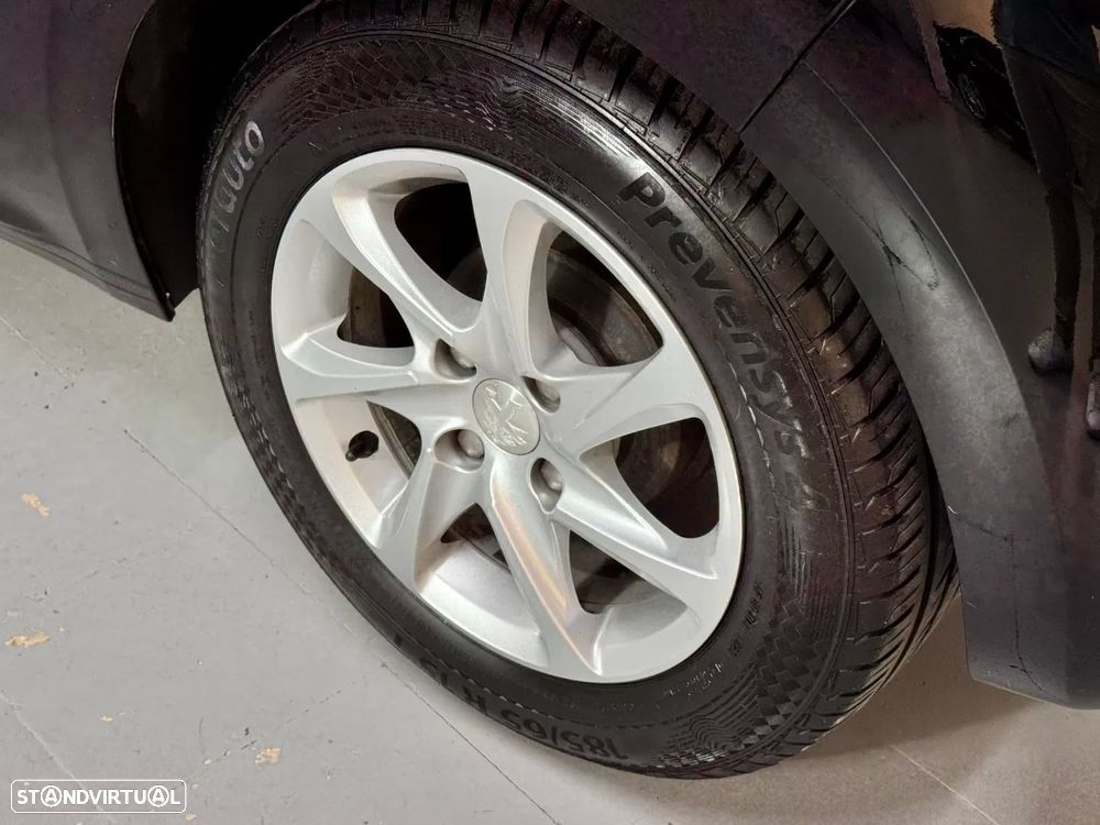 Peugeot 208 1.4 HDi Active - 17