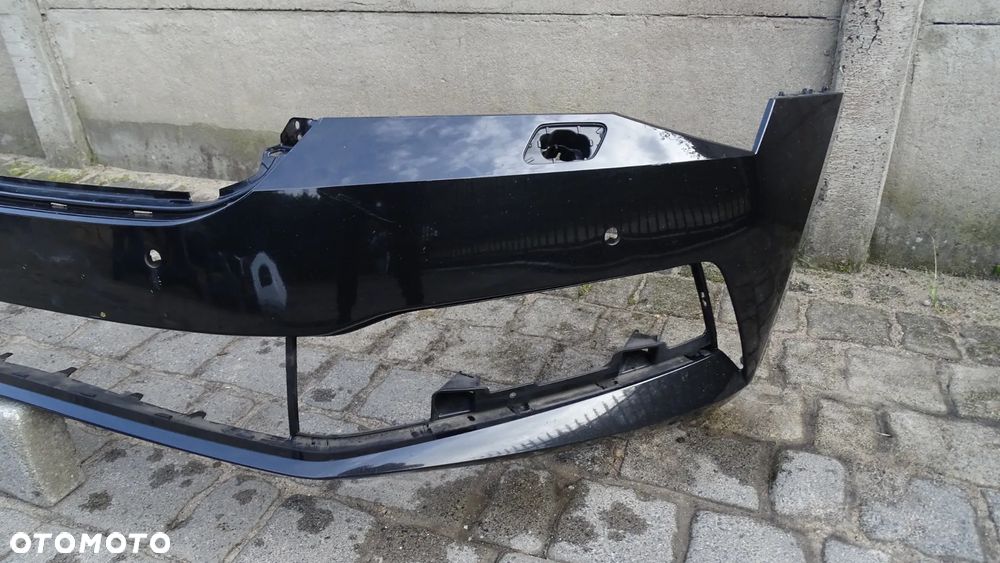 SKODA SUPERB III 3V0 LIFT - zderzak przedni - 2