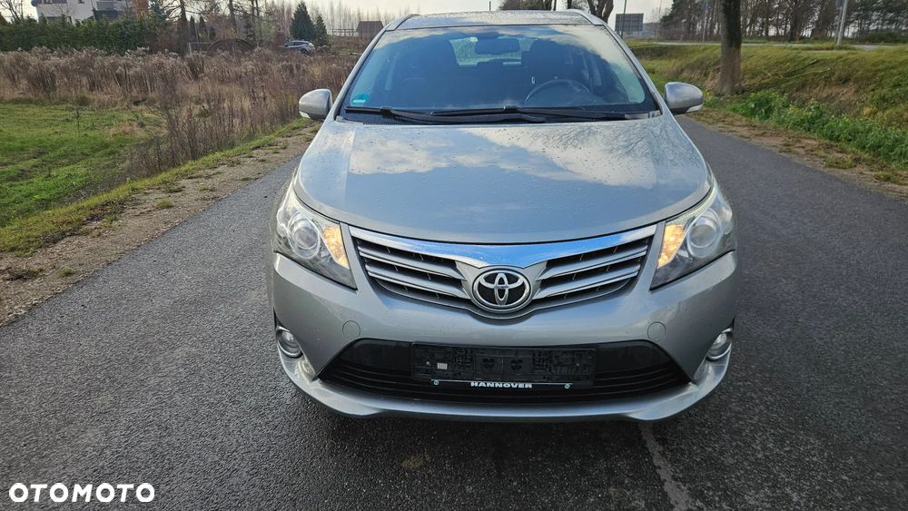 Toyota Avensis Touring Sports 1.6 - 3